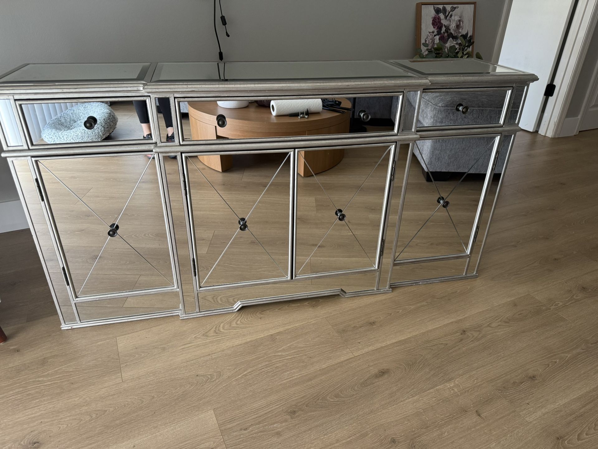 Mirrored TV stand/console/buffet