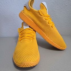 Adidas Pharrell Williams Size 10.5