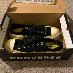 Converse Women 8.5