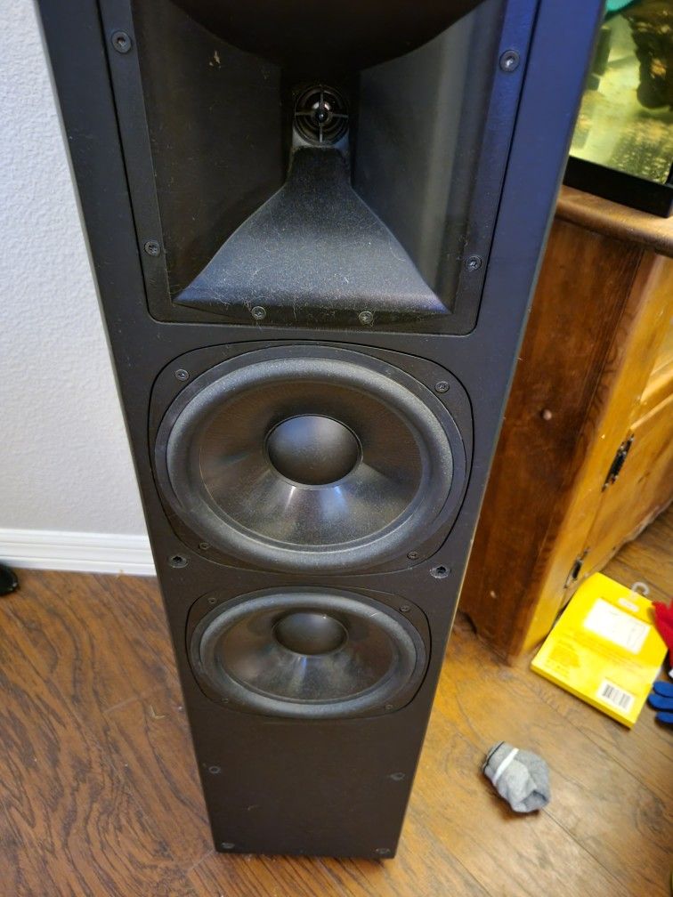 Klipsch Tower Speakers for Sale in Riverview, FL OfferUp