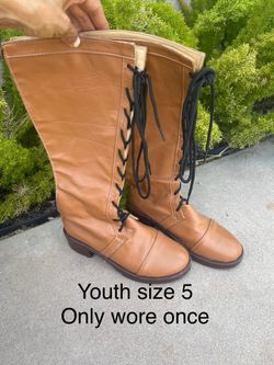 Boots Youth Size 5