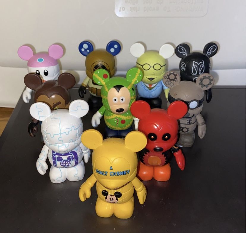 Disney Toys And Stuffed Animals