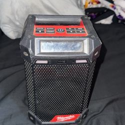 Milwaukee M12 Radio Speaker 