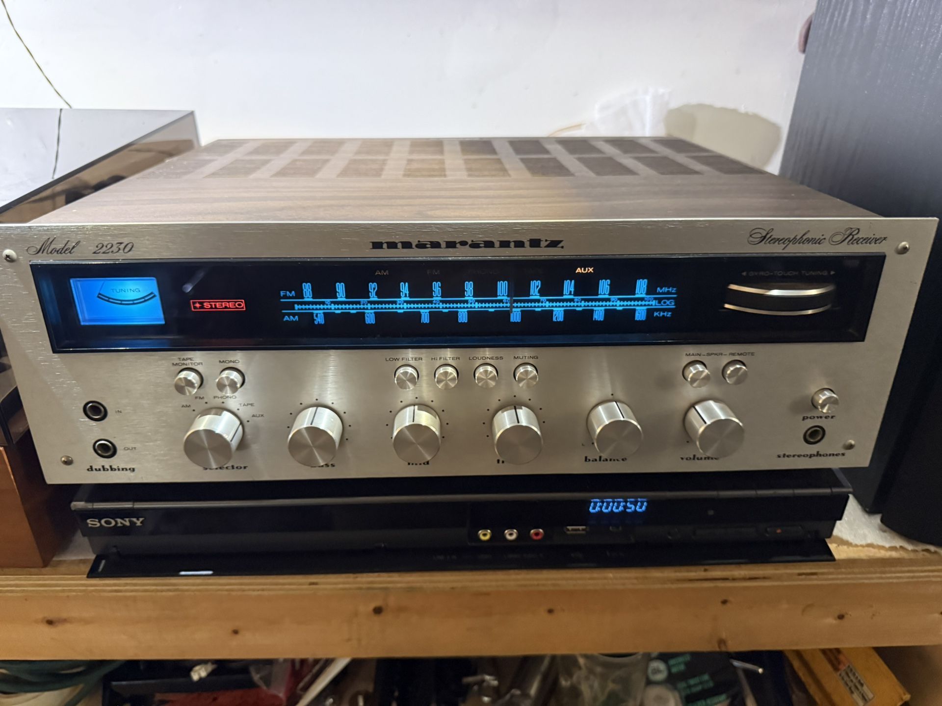 Marantz 2230 stereophonic receiver