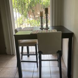 Kitchen Table With 3 Chairs Only