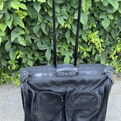 Tumi Expandable Wheeled Garment Bag With Retractable Extendable Handle
