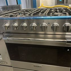 Viking D3 Stove Range 