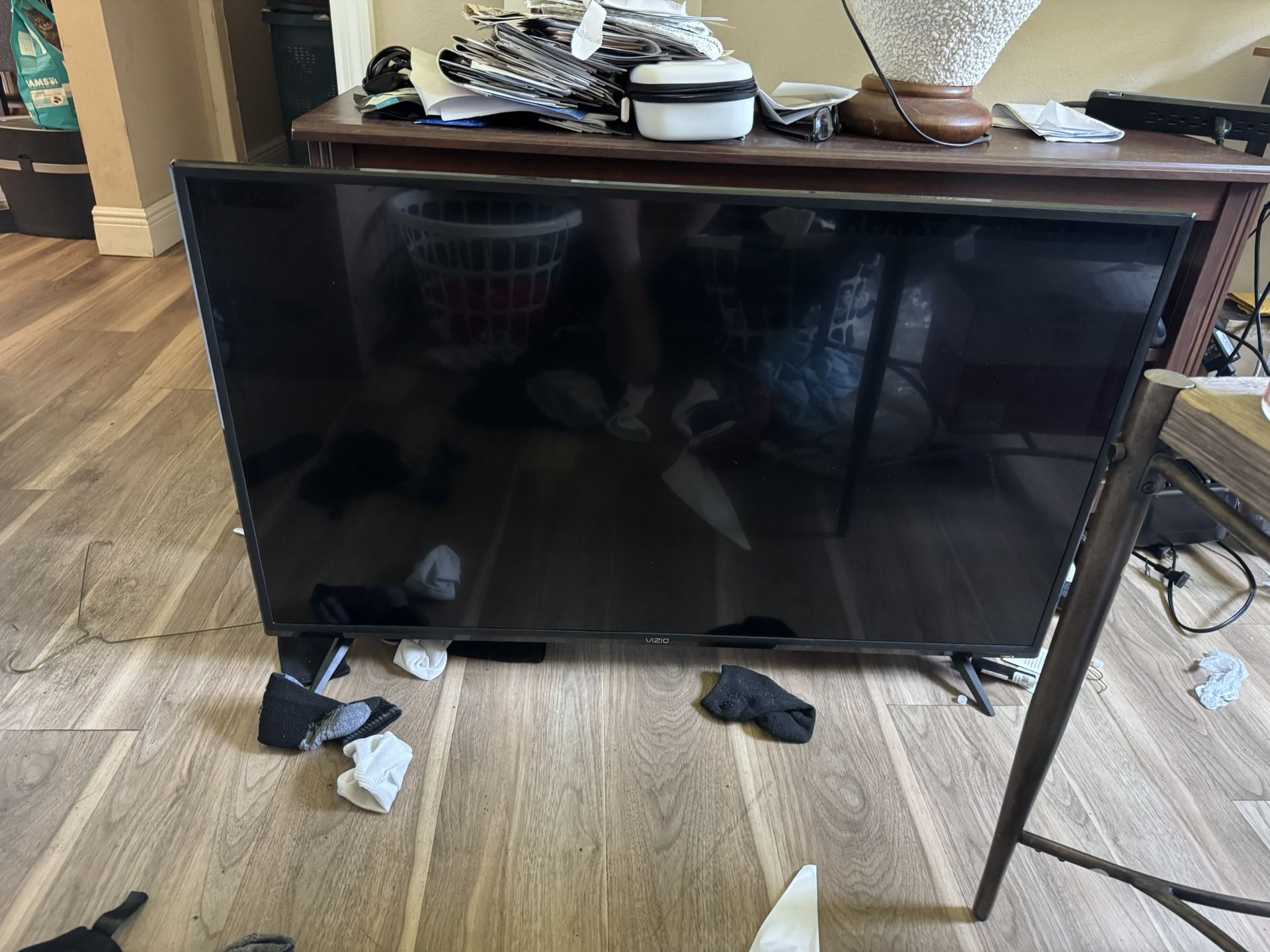 36 Inch Vizio Smart Tv Like New