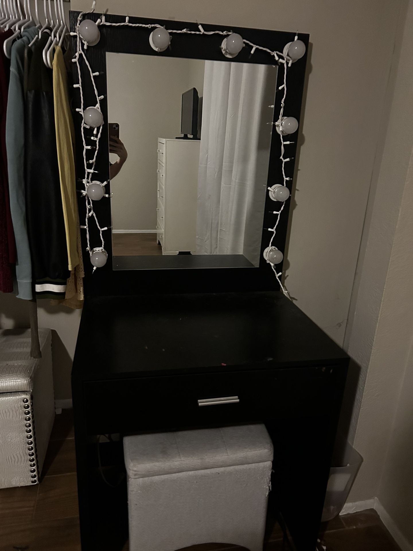 Makeup Vanity
