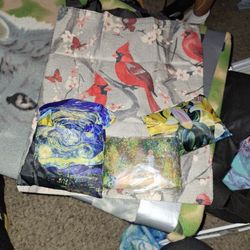 4 Reusable Bags  Selling Bags Separately 