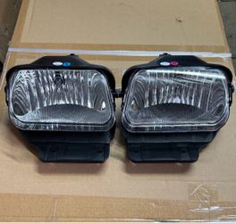 Chevy Silverado Chrome Fog Lights for 2003 to 2006