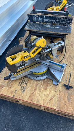 DeWalt XPS Sliding Compound Miter Saw