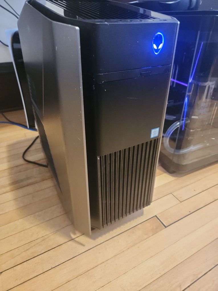 Alienware Aurora R7