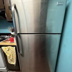 Free Fridge 