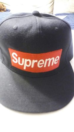 Supreme hat / cap