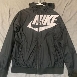 Nike Windbreaker Size M
