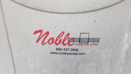 Noble Corner Feeder