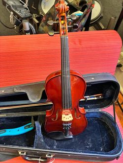 3/4 Violin , case , bow and rosin