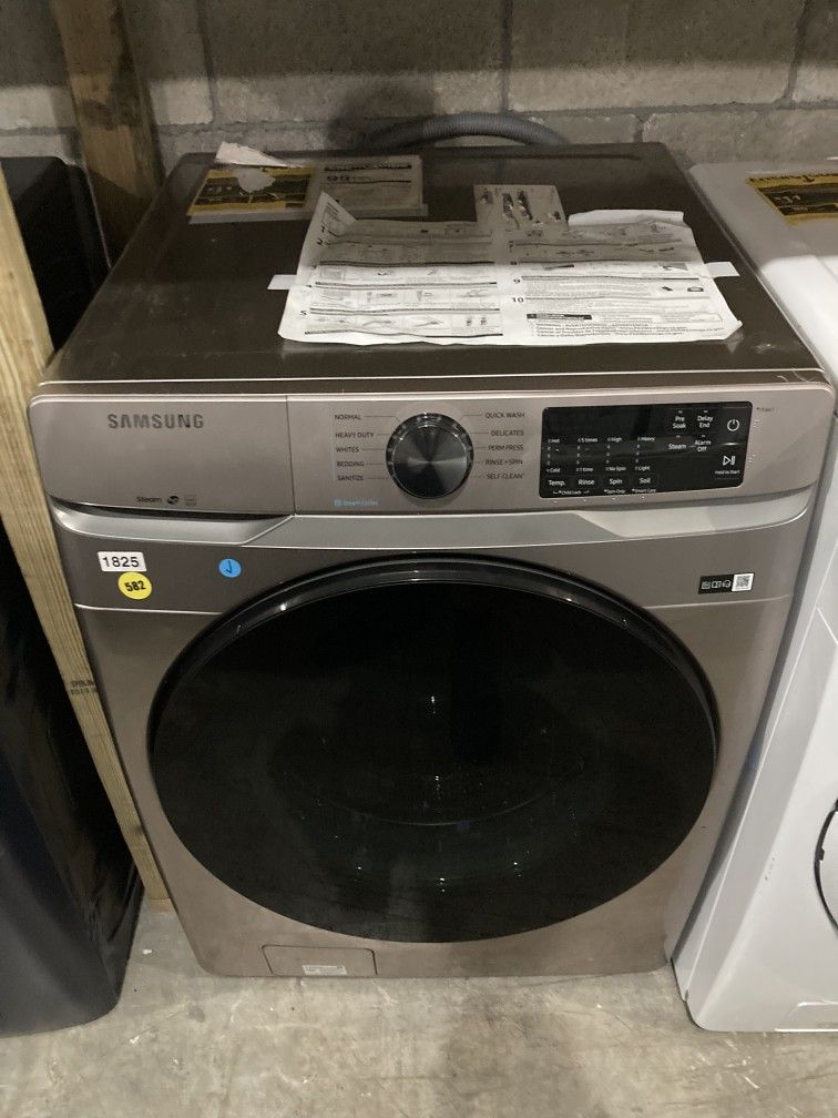 SAMSUNG 27” STACKABLE WASHER CHAMPAGNE 450 for Sale in Miami, FL OfferUp
