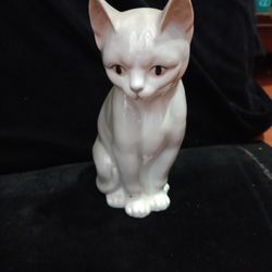 Vintage Otagiri Japan Porcelain Cat Figurine


