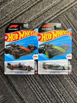 Hot Wheels Formula 1 Bundle – Brand New | McLaren & Kick Sauber