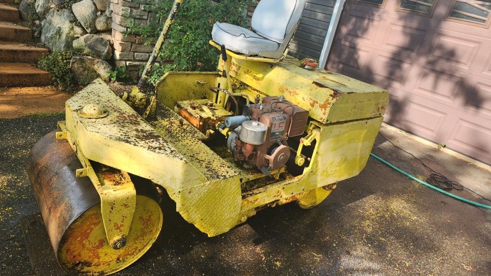 Asphalt Roller