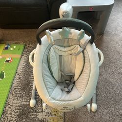 Graco Soothe N Sway LX Swing With Portable Bouncer 