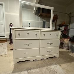 Bedroom Set 150  OBO 