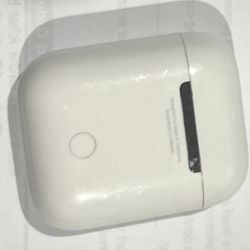 Apple AirPods Charging Case