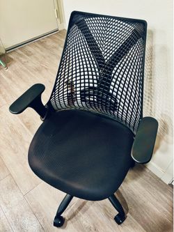 Herman Miller Sayl