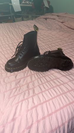 Brand New Docs Size 8