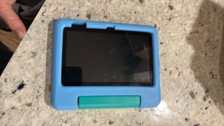Amazon Fire Kids 7 gen 12 with case