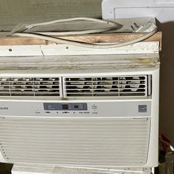 Frigidaire Window Unit Air Conditioner- 5,000 BTU