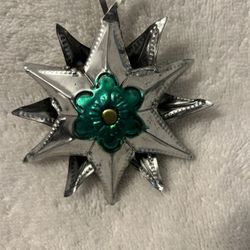 Double star tin punched silver and center color