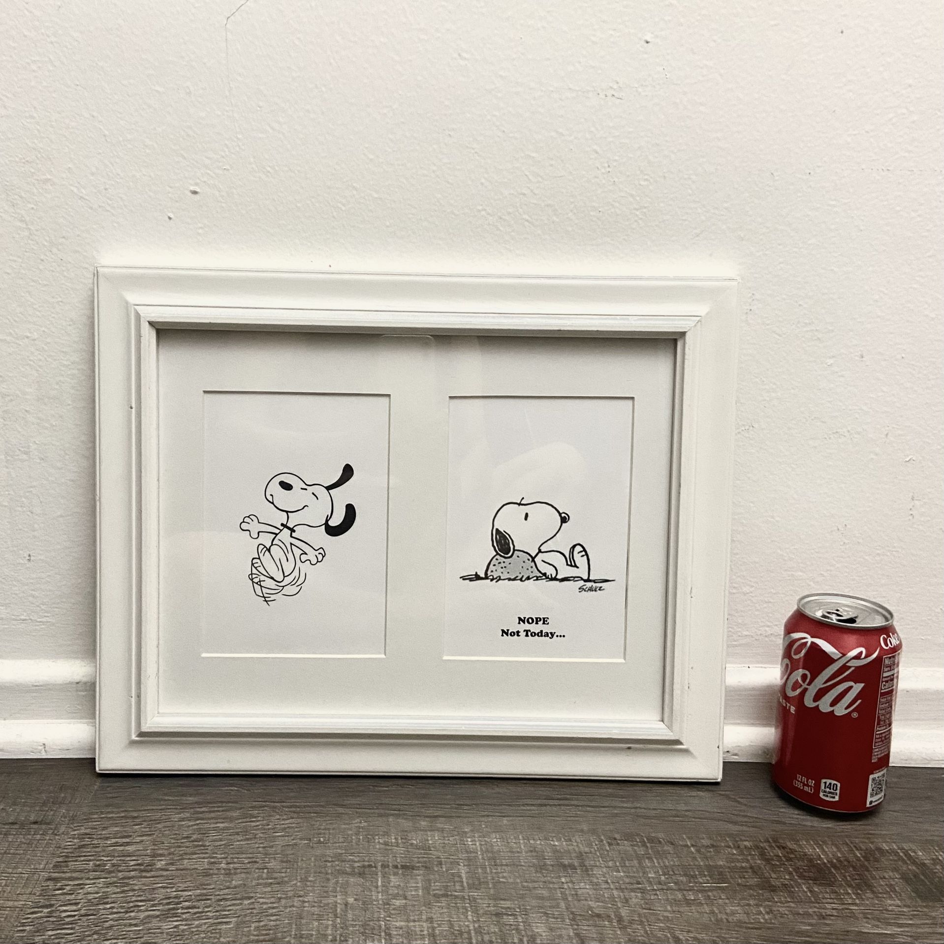 Reproduction B/W Print Artwork of Charlie Brown SNOOPY in White Wooden Glass Frame  •Framed Size H 12.5" x W15.5"   
