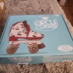 Circle Society Roller Skates 