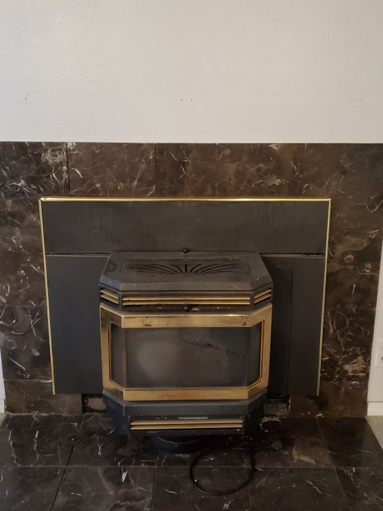 Pellet Stove Warnock Hersey for Sale in Monroe, WA OfferUp