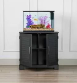 40 Gallon Fish Tank With Stand and Lots Of Extras