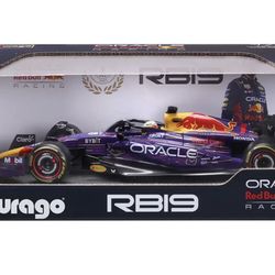Maisto 1:18 Red Bull Racing RB19 Max Verstappen 2023 Las Vegas GP Diecast Car