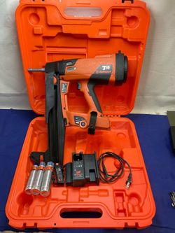 Ramset t4 gas nailer in case with batteries