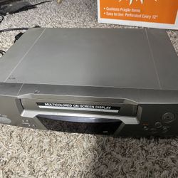 Sanyo VWM-280 VCR VHS Video Cassette Player Tested Works  Cables