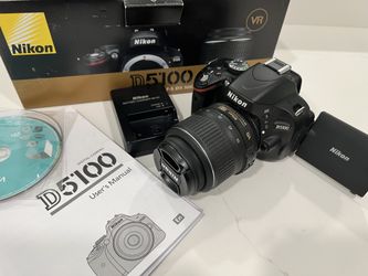 Nikon D5100 DSLR Camera