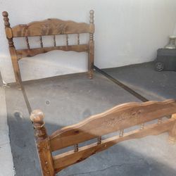 DISPLAY MODEL SOLID WOOD FULL SIZE
