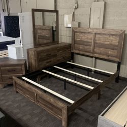 Brown Queen Bedroom Set 