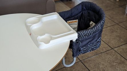 Portable High Chair for Table

, Like new!