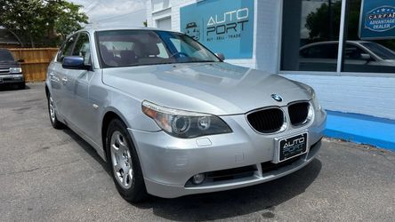 2004 BMW 525i
