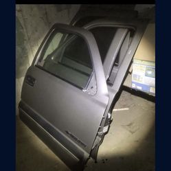 Doors  2003 Chevy Tahoe 