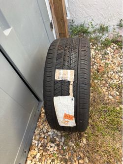 Continental 255/45 R19 tire