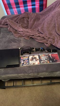 PS3 bundle with games and controller(Everything works perfect)