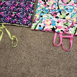 ●●●●●● TWO SLEEPING BAGS ●●●●●●●●●●●●●●